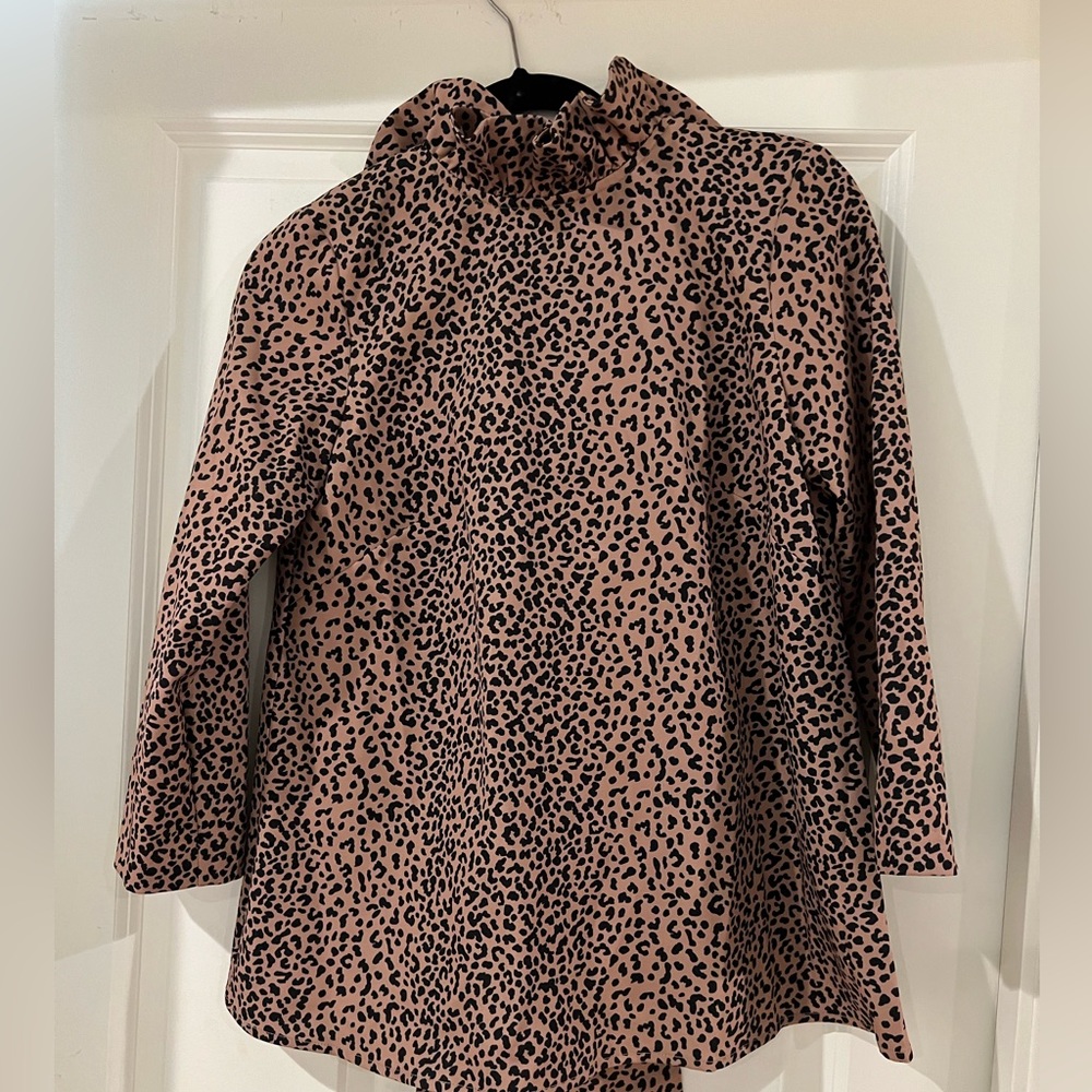 New with Tag Tuckernuck Faye Blouse Leopard Size XS